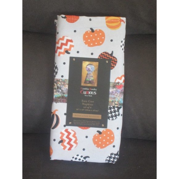 Cynthia Rowley Halloween Multi Pattern Pumpkins Dinner Napkins Set 6 Curious NWT - Picture 1 of 5